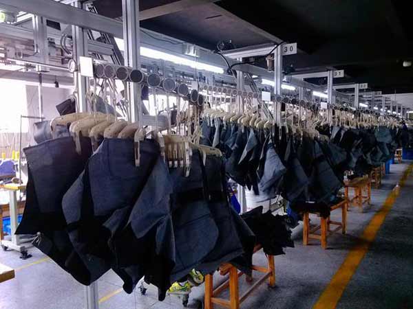 Jun'an jeans in Foshan